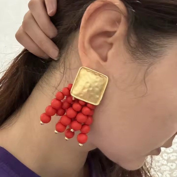 Fancy Red Beaded Earrings - Picture 4 of 9